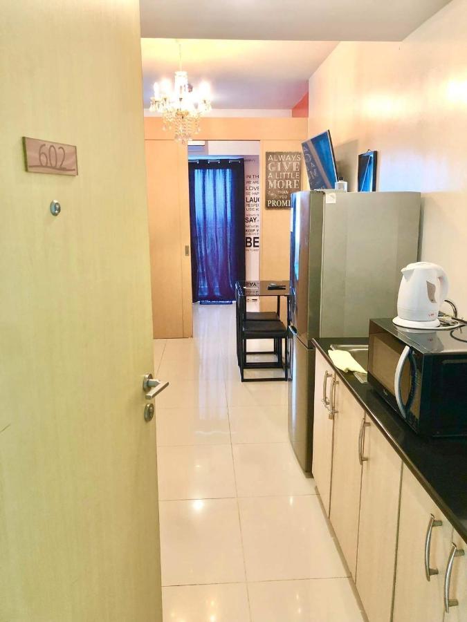 Wind Staycation Suites Tagaytay City Exterior photo